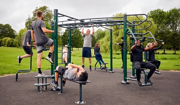 Featured Image of Why Bangalore Picks Outdoor Fitness Over Indoor Gyms In 2025